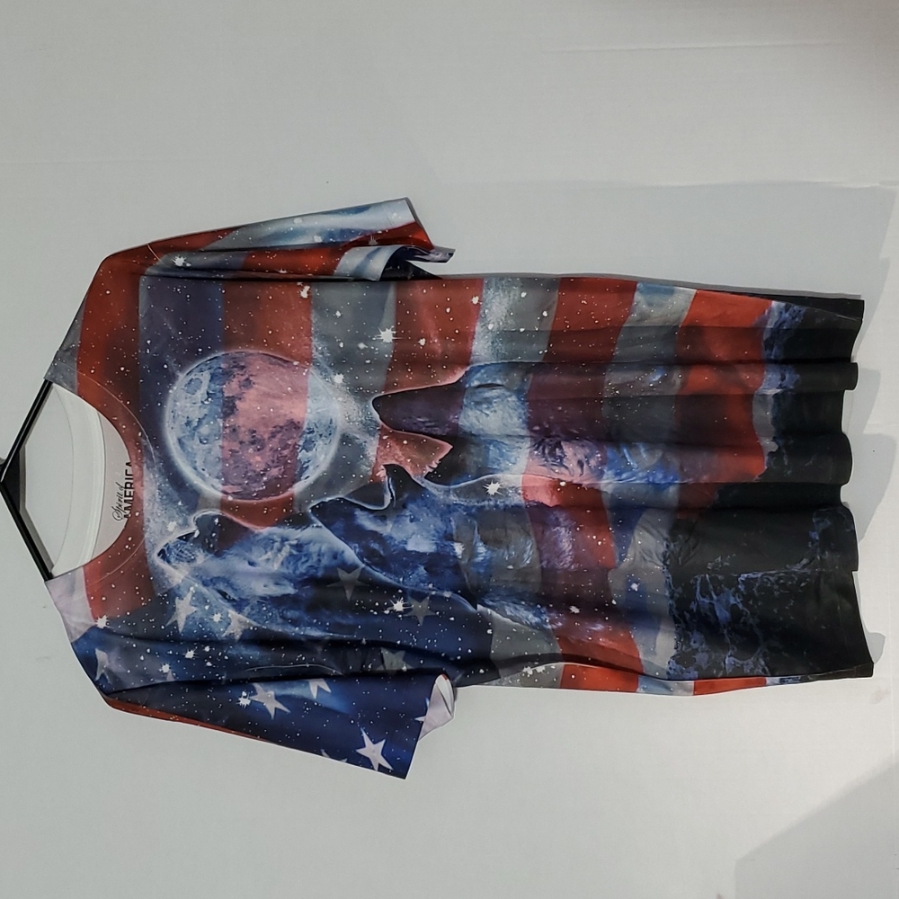 Spirit of America howling wolf shirt